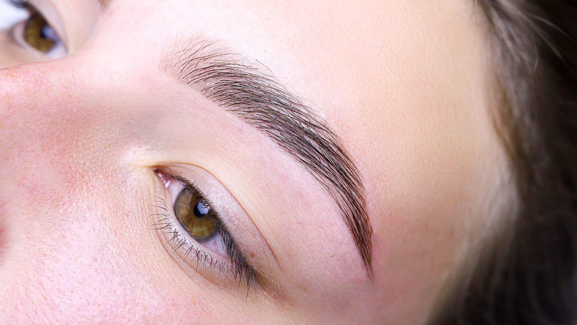Charlie Walker PMU - Brow Lamination